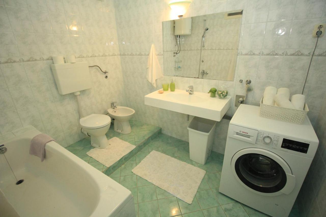Apartman Lavender Kastela Exterior photo